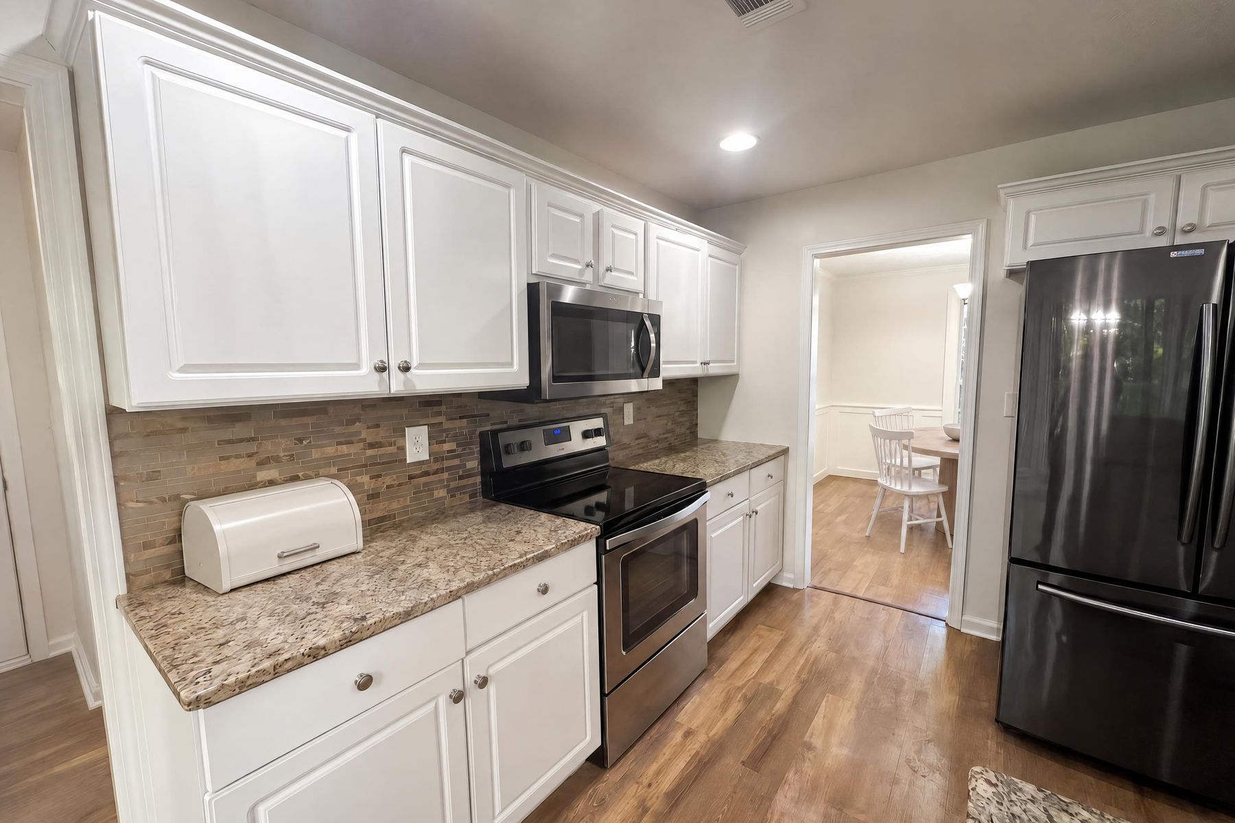 Photo 1 of 208 Foxdale Ct
