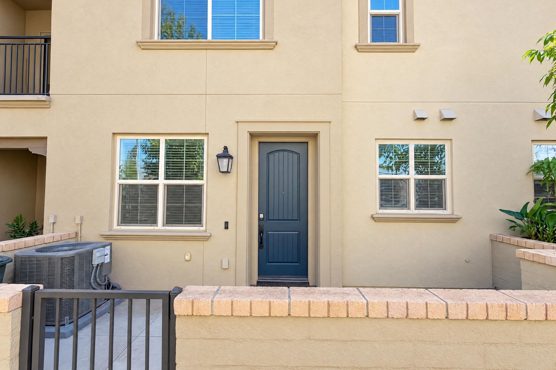 Photo 1 of 125 Lantana Dr
