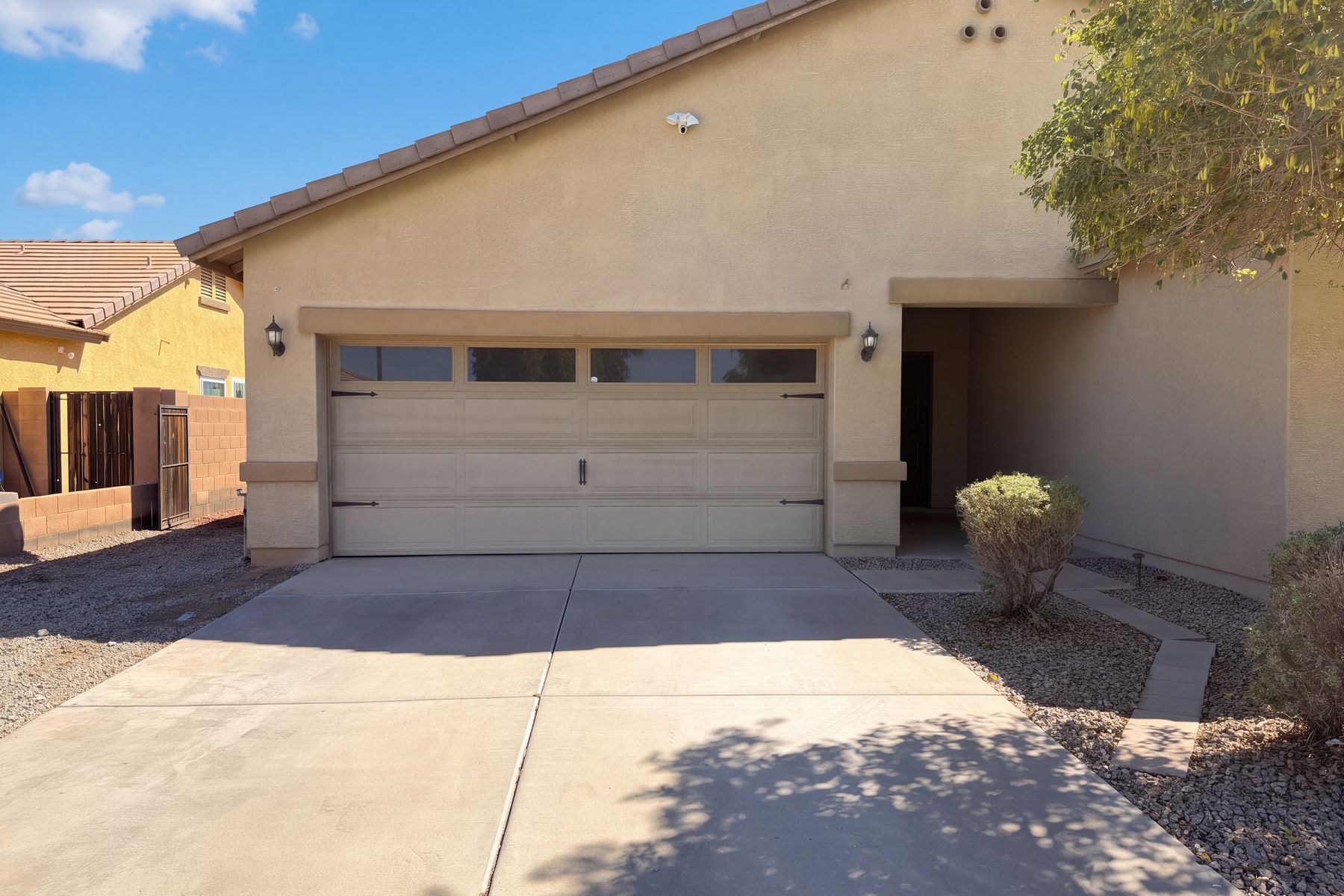 Photo 1 of 7025 S 251st Dr