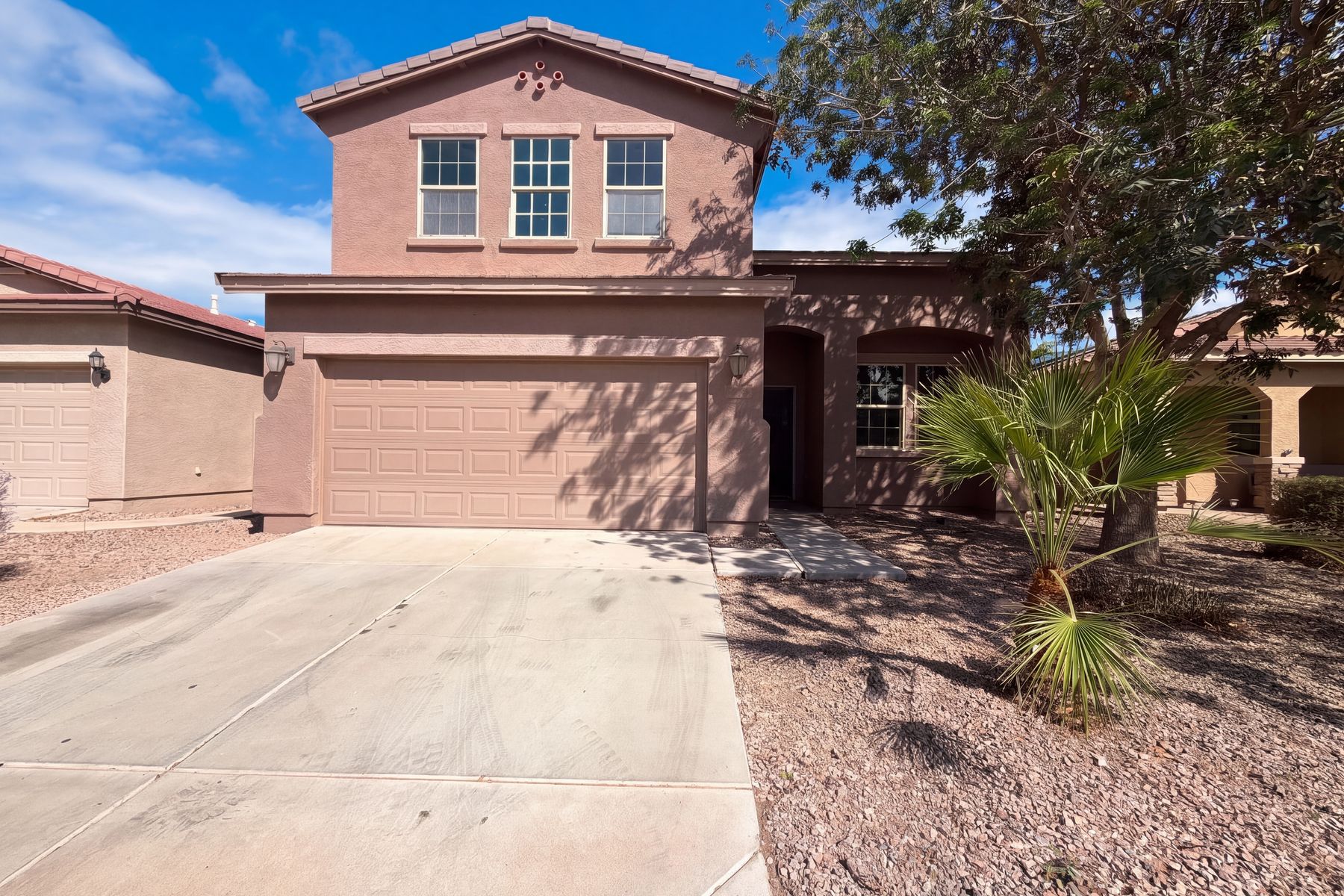 Photo 1 of 42528 W Somerset Dr