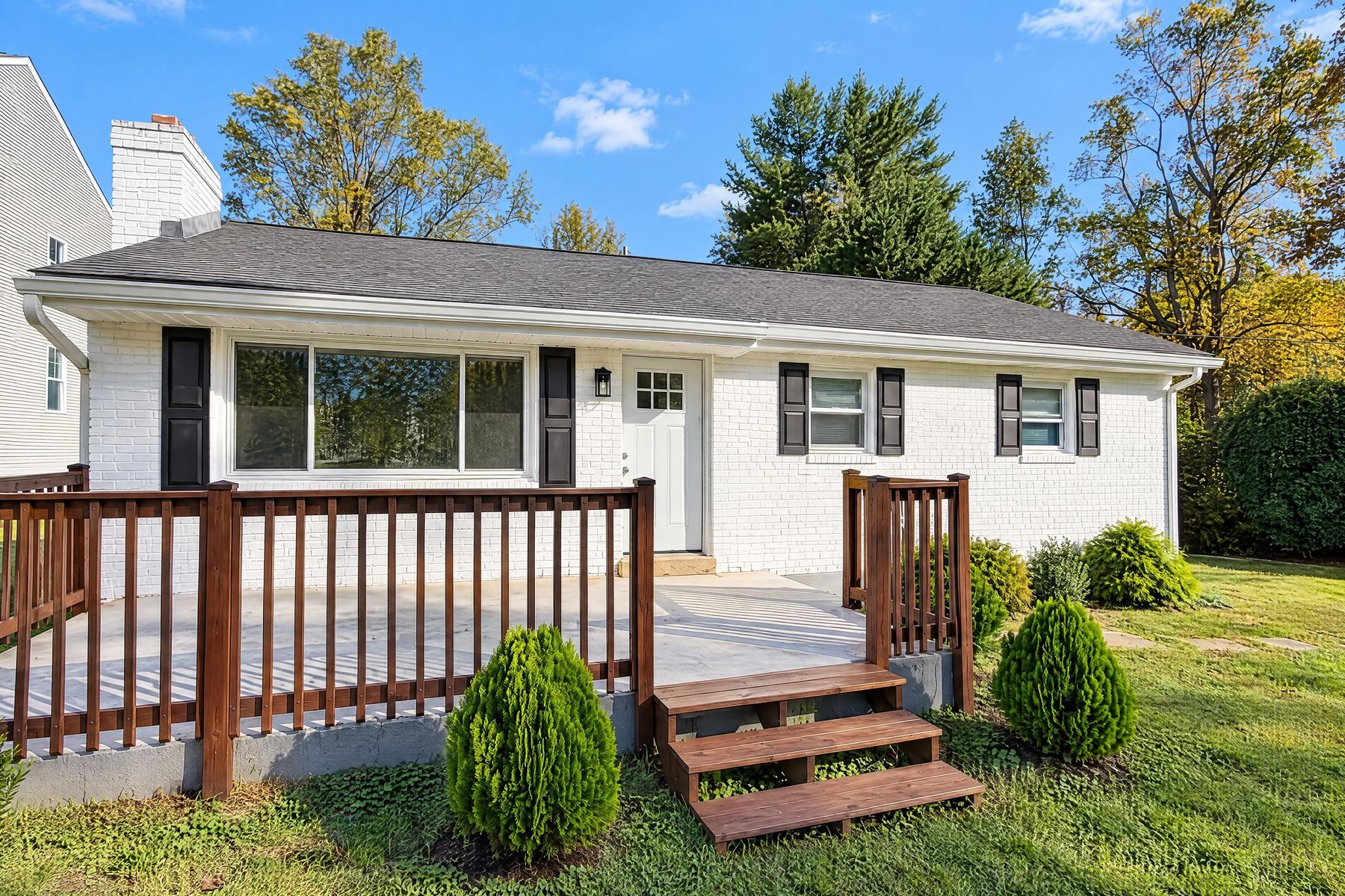 Photo 1 of 3007 Fairhill Rd
