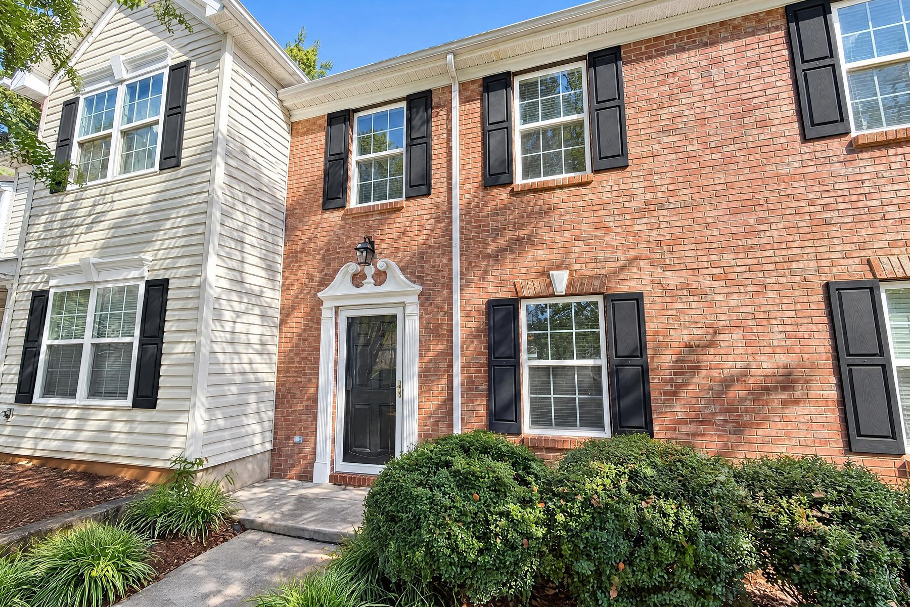 Photo 1 of 4212 Glenlea Commons Dr