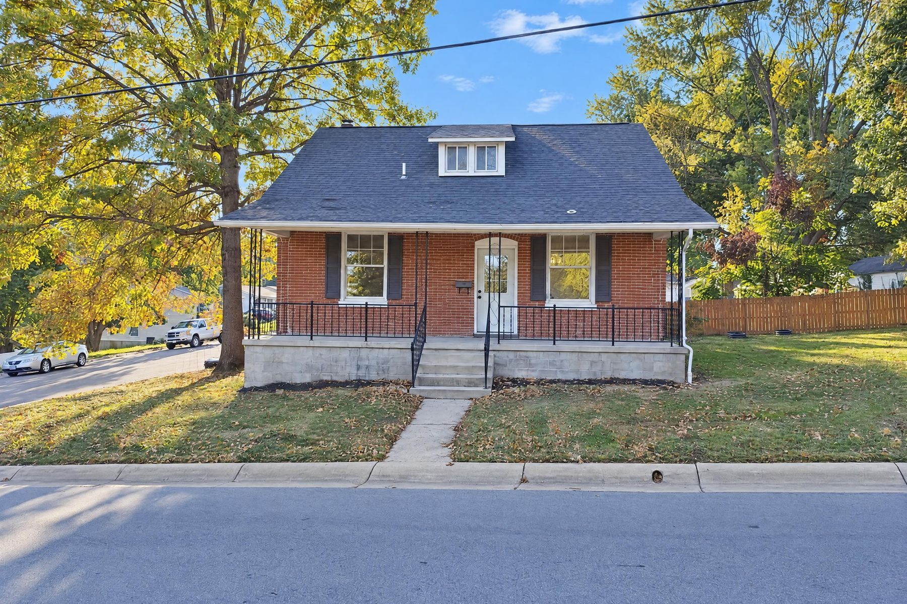 Photo 1 of 515 High St
