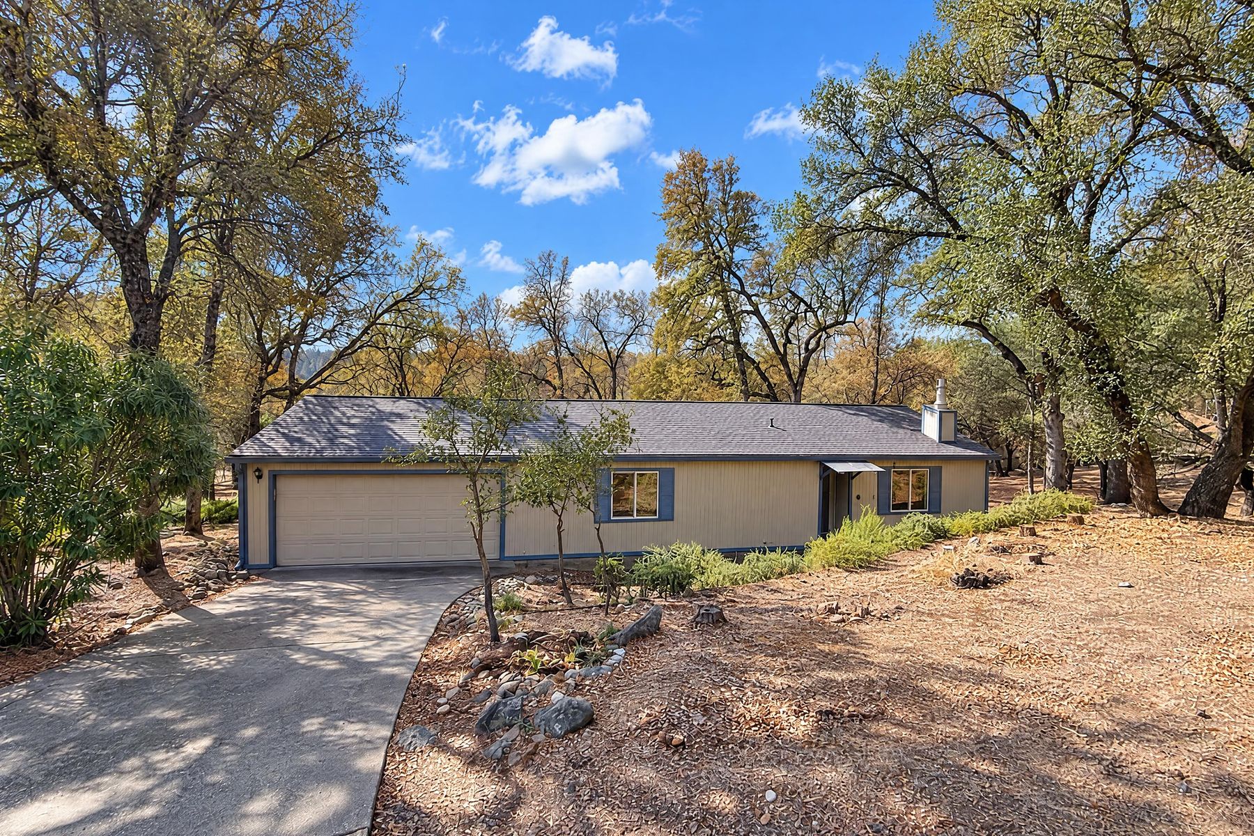 Photo 1 of 11968 Warbler Way