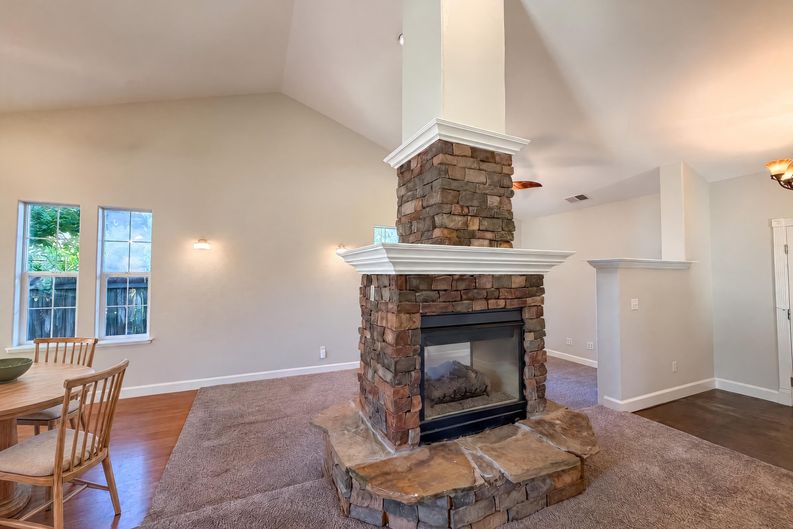 Photo 12 of 48 of 8233 Fair Way, Citrus Heights, CA
