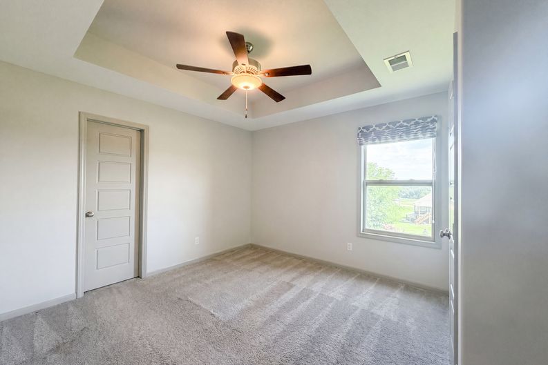Photo 18 of 34 of 7540 N Amity Ave, Kansas City, MO