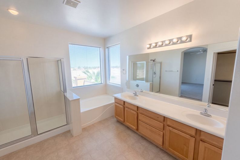 Photo 11 of 39 of 5706 W T Ryan Ln, Laveen, AZ