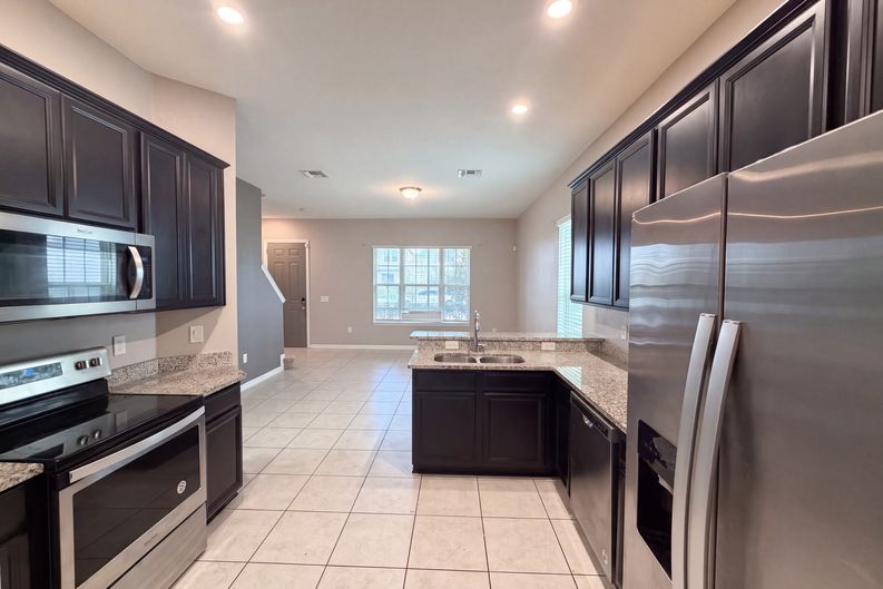 Photo 28 of 40 of 1572 Astoria Arbor Ln, Orlando, FL