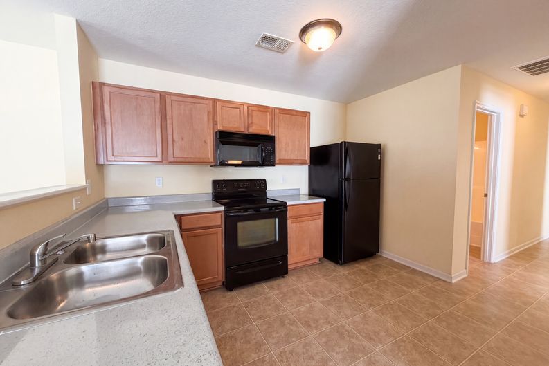 Photo 11 of 15 of 1033 Rabon Pond Dr, Columbia, SC