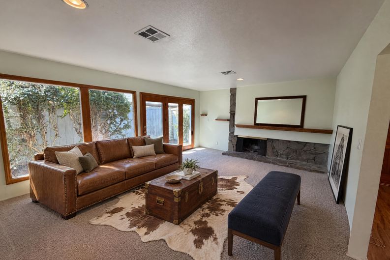 Photo 8 of 23 of 41219 Tava Ln, Hemet, CA