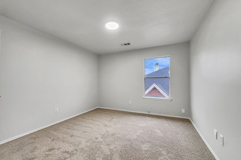 Photo 19 of 23 of 10623 Redwood Dr, Baytown, TX