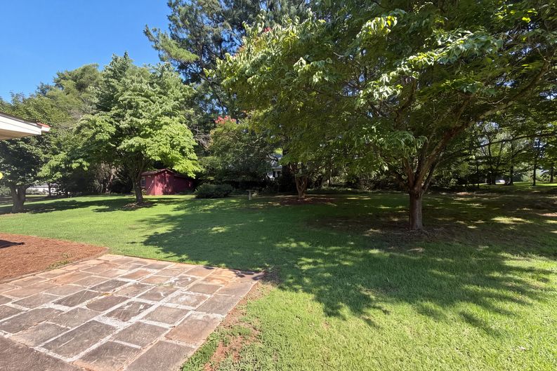 Photo 31 of 39 of 604 Meadowbrook Dr, Spartanburg, SC