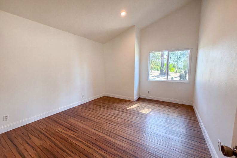 Photo 24 of 40 of 15408 Glentree Rd, Valley Center, CA