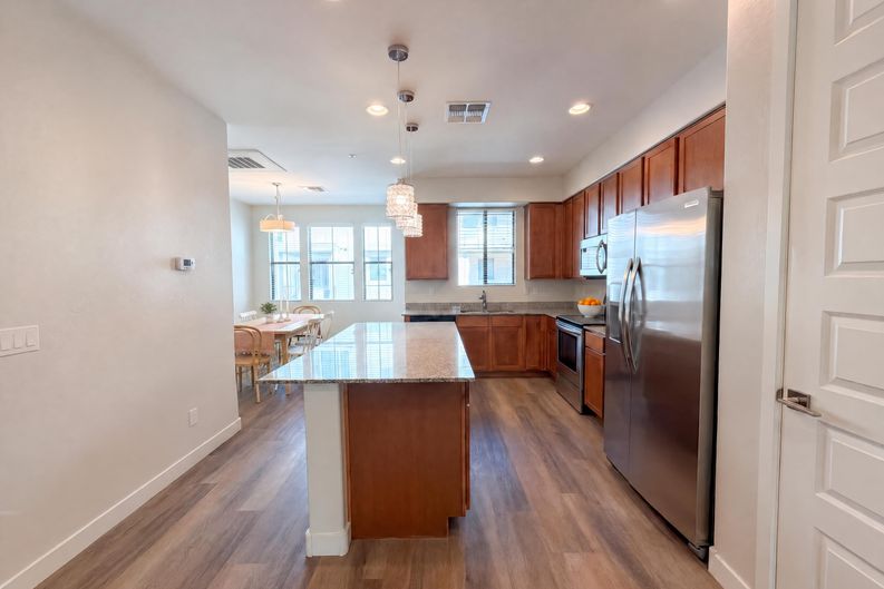 Photo 5 of 42 of 4236 N 27th St, Phoenix, AZ