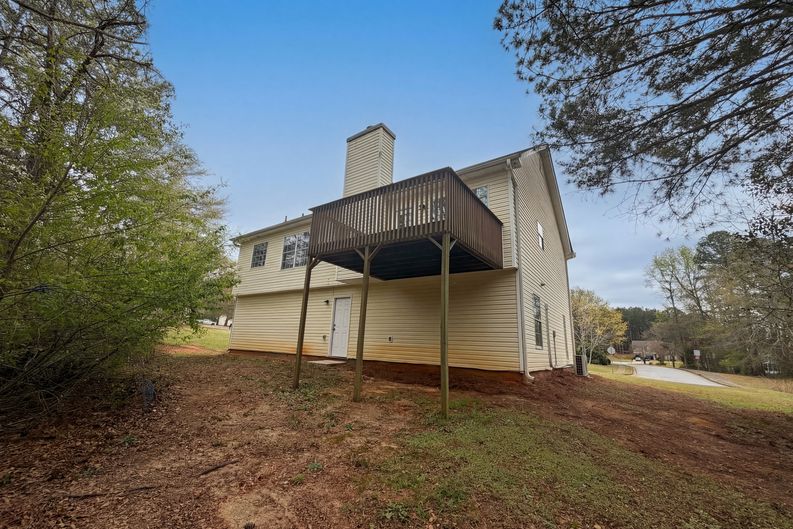 Photo 5 of 25 of 479 Clearwater Way, Monroe, GA