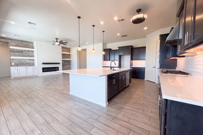 Photo 6 of 17 of 2923 E Inca Ln, San Tan Valley, AZ