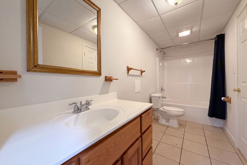 Photo 17 of 24 of 10107 Manassas Dr, Festus, MO