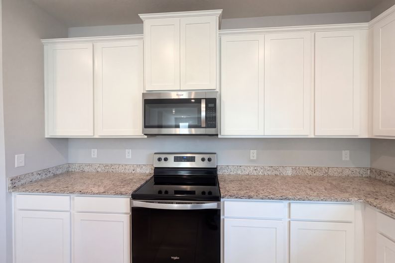 Photo 11 of 71 of 585 Barrier Reef St, Ruskin, FL