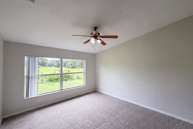 Photo 19 of 27 of 37209 Grassy Hill Ln, Dade City, FL