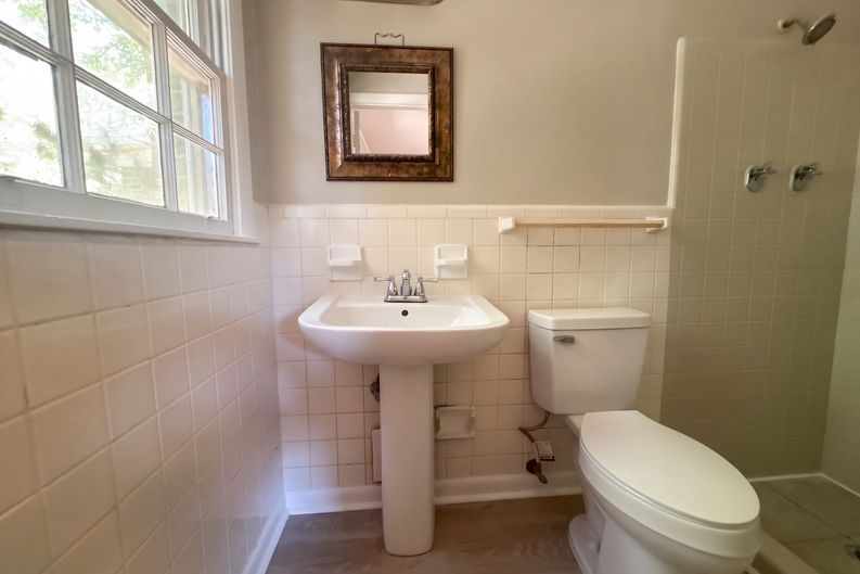 Photo 19 of 22 of 3327 Loch Haven Rd, Montgomery, AL