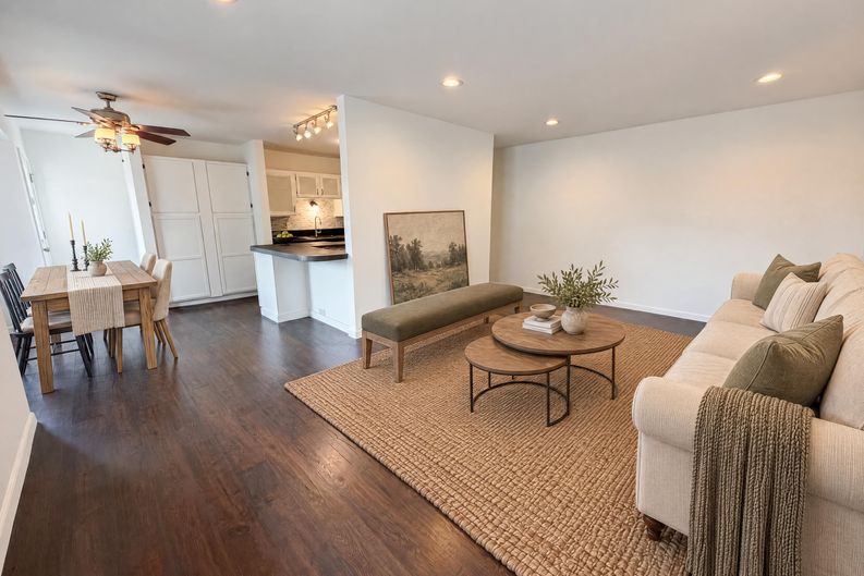 Photo 3 of 22 of 13771 W Warren Dr, Lakewood, CO