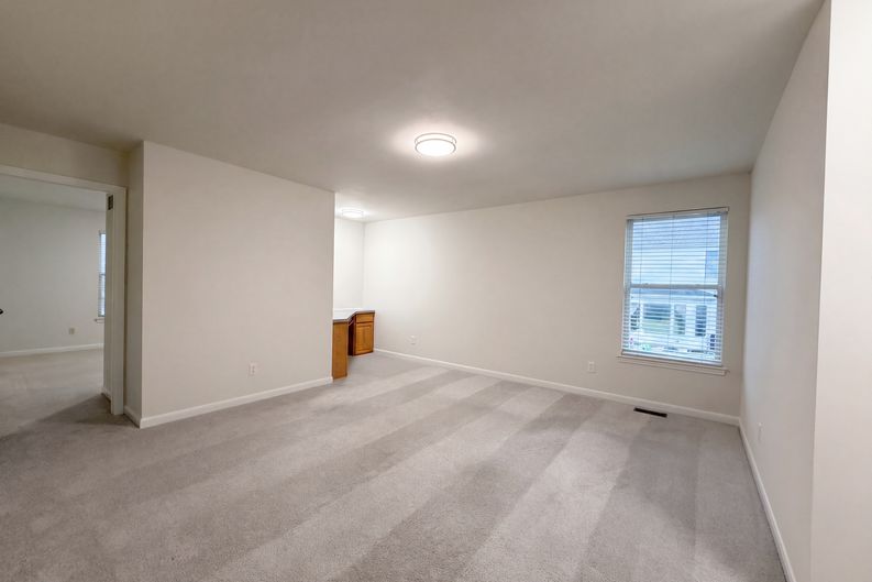 Photo 12 of 26 of 2212 Harborside Dr, DARDENNE PRAIRIE, MO