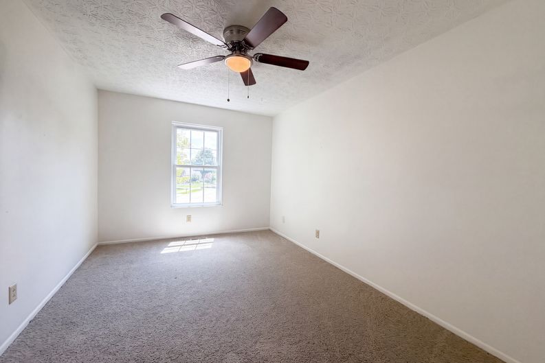 Photo 18 of 30 of 7761 Sagemeadow Ct, Columbus, OH
