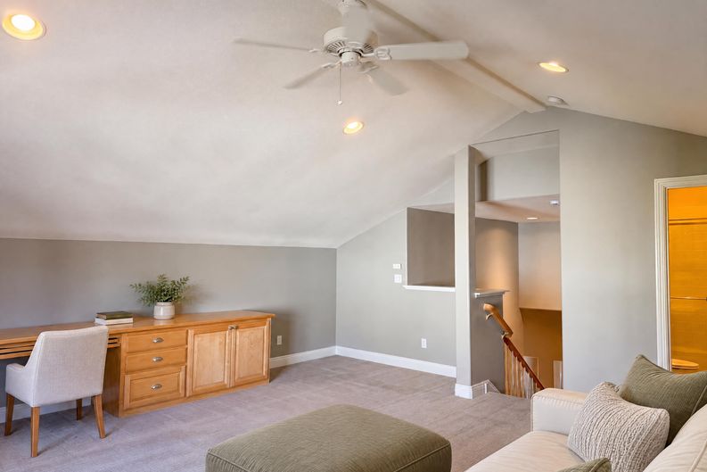 Photo 40 of 51 of 1401 Grey Owl Cir, Roseville, CA