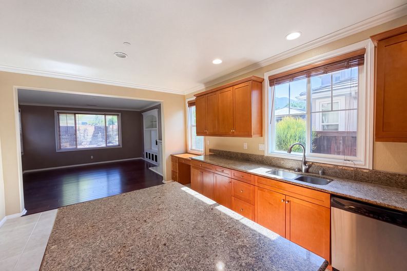 Photo 15 of 39 of 2954 Rangpur Ct, Escondido, CA