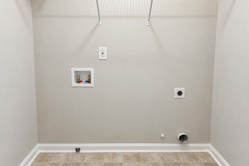Photo 17 of 23 of 302 Bonnes Dr, Austell, GA