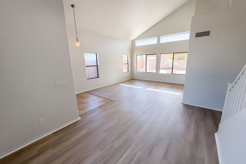 Photo 9 of 51 of 25583 W Pioneer St, Buckeye, AZ