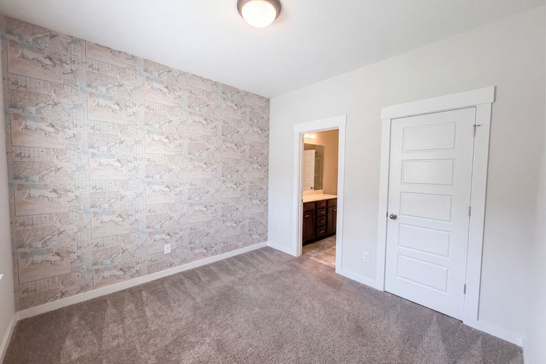 Photo 15 of 26 of 2021 Codorus Ln, Hanahan, SC