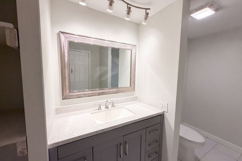 Photo 12 of 20 of 3004 Hunkin Cir, Deltona, FL