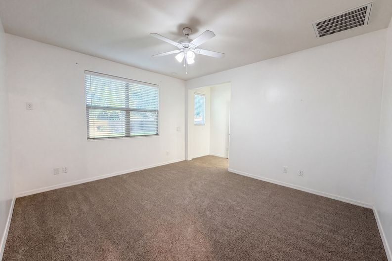 Photo 16 of 23 of 112 E Bernie Ln, Gilbert, AZ