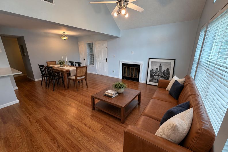Photo 7 of 19 of 6702 S Ivy Way, Centennial, CO