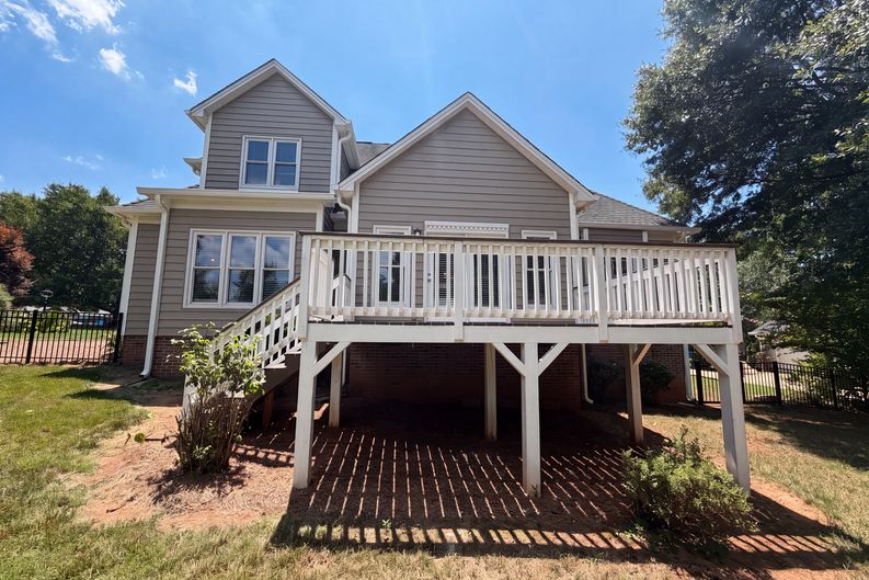 Photo 5 of 23 of 212 Timberlane Dr, Belmont, NC