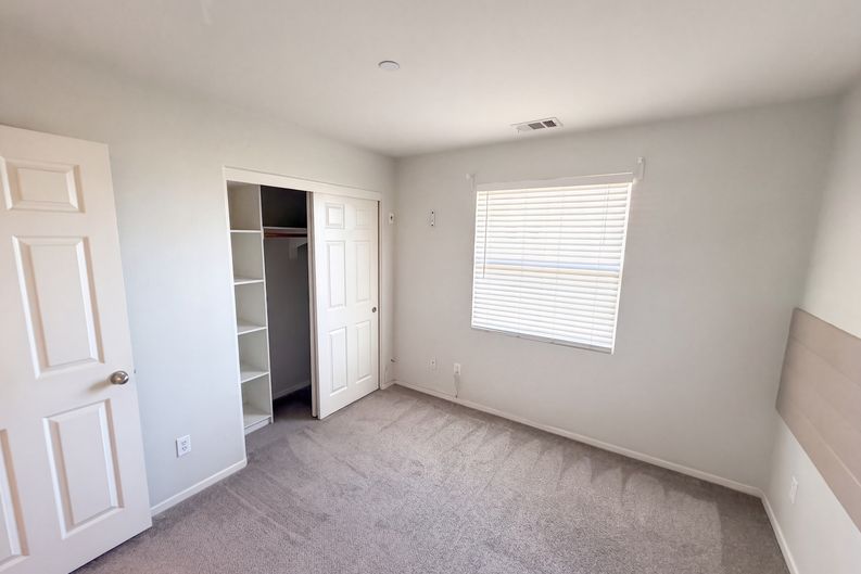 Photo 11 of 22 of 1115 Calabria St, Santee, CA
