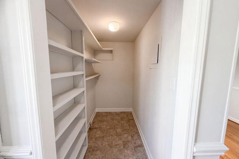 Photo 8 of 21 of 1512 Buckingham Ave, Gastonia, NC
