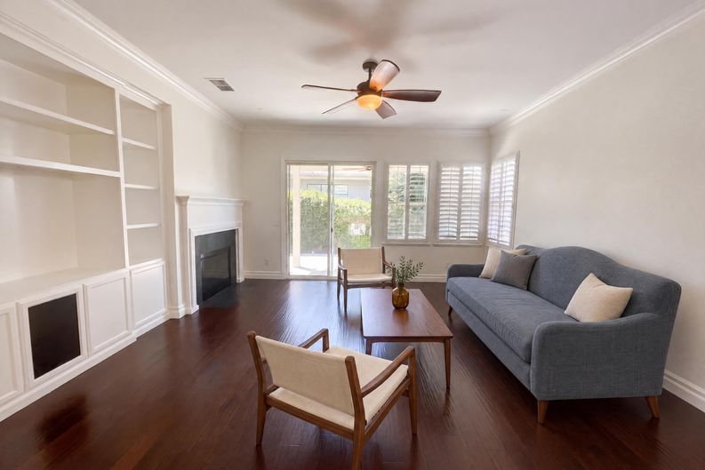 Photo 3 of 33 of 6520 Nebula Ct, Rocklin, CA