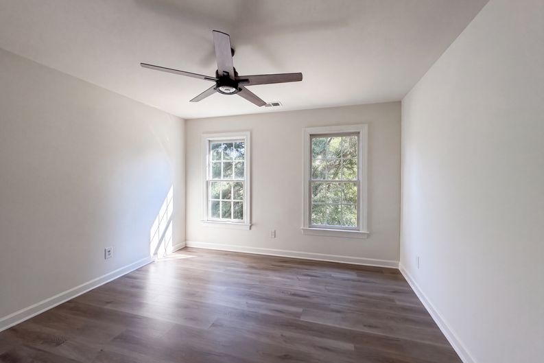 Photo 44 of 49 of 12209 Willingdon Rd, Huntersville, NC