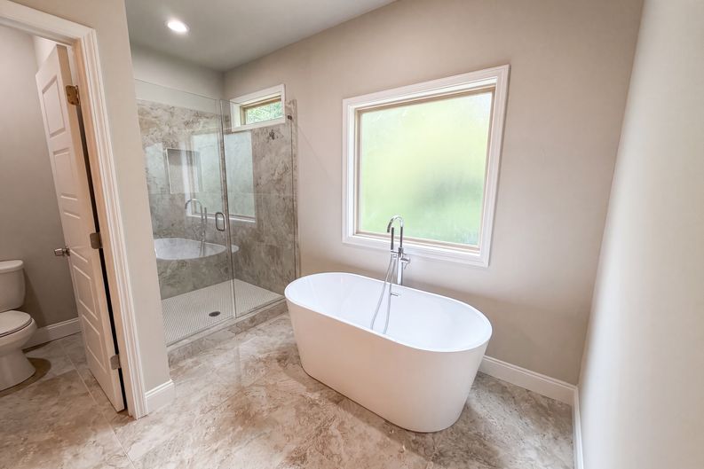 Photo 16 of 21 of 5317 Winmire Ln, Stone Mountain, GA