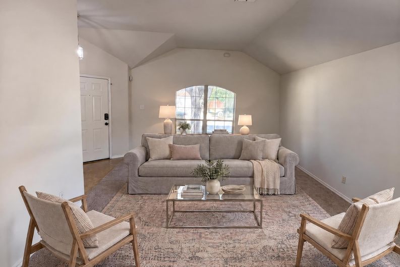Photo 6 of 17 of 1910 Tawakani Ln, Little Elm, TX
