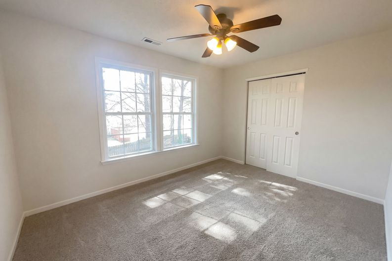 Photo 15 of 19 of 644 Carybrook Ct, York, SC