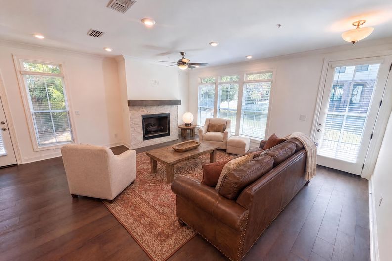 Photo 9 of 35 of 415 Olmstead Way, Alpharetta, GA