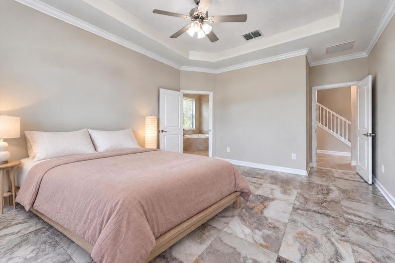 Photo 9 of 34 of 6244 English Hollow Rd, Tampa, FL