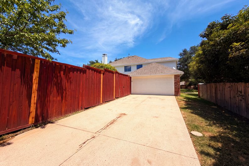 Photo 20 of 22 of 3106 Westshore Dr, Rowlett, TX
