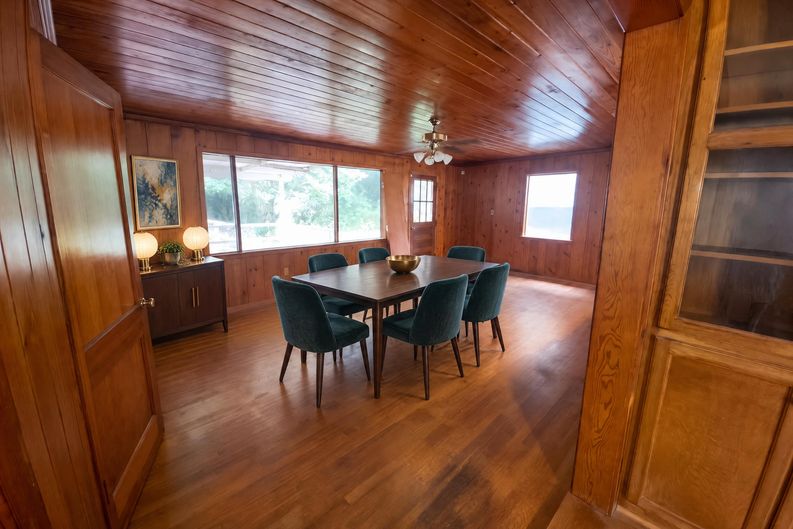 Photo 10 of 19 of 4604 Oak Ridge Rd, Mobile, AL