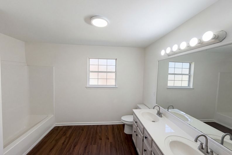Photo 6 of 18 of 257 Spring Meadows Dr, Ringgold, GA