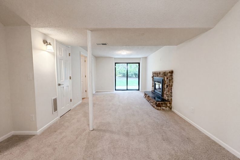 Photo 15 of 21 of 13637 Heather Hills Dr, Burnsville, MN