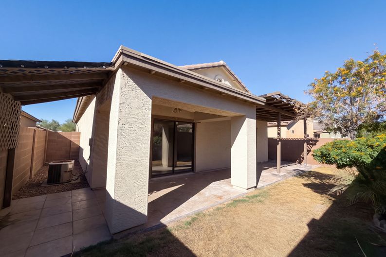 Photo 8 of 24 of 719 W Lydia Ln, Phoenix, AZ